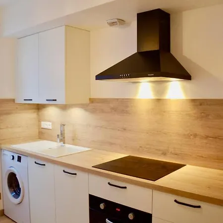 Apartment Dolmen Adrien 6 *